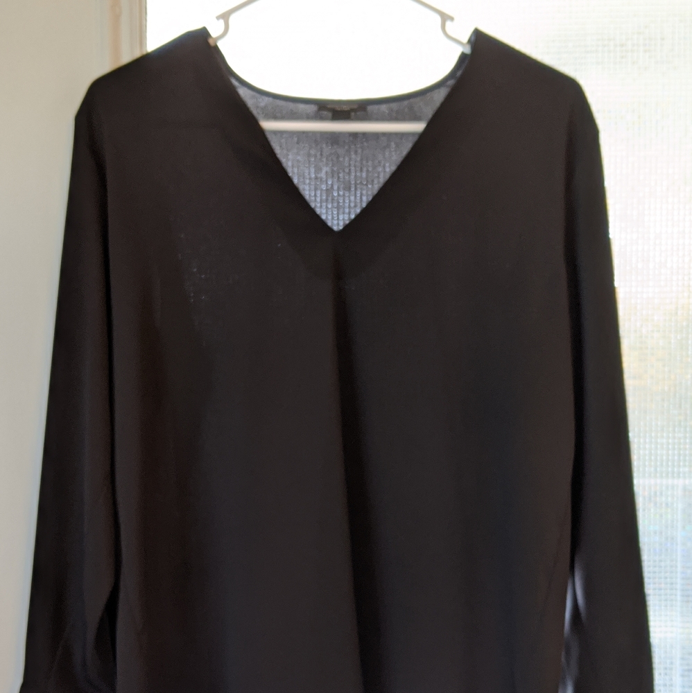 Black Ann Taylor blouse with button cuff sleeves